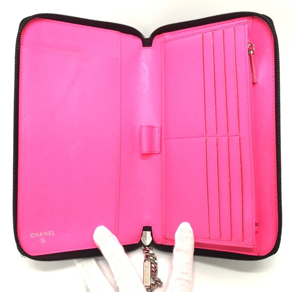 CHANEL Authentic Black Wallet - Picture 7 of 12